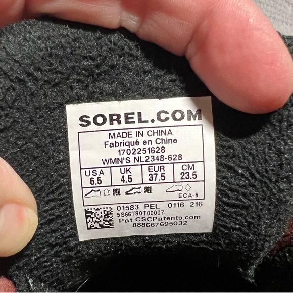 Sorel wet/snow winter boots - Picture 4 of 5